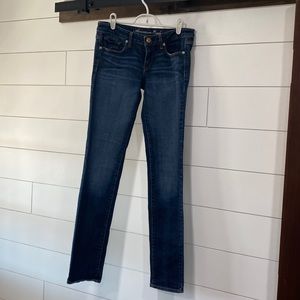 American Eagle Size 8, low rise, skinny stretch jeans.